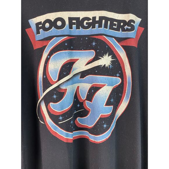 Foo Fighters Size L Black Graphic Short Sleeve Band T-Shirt - Picture 2 of 4